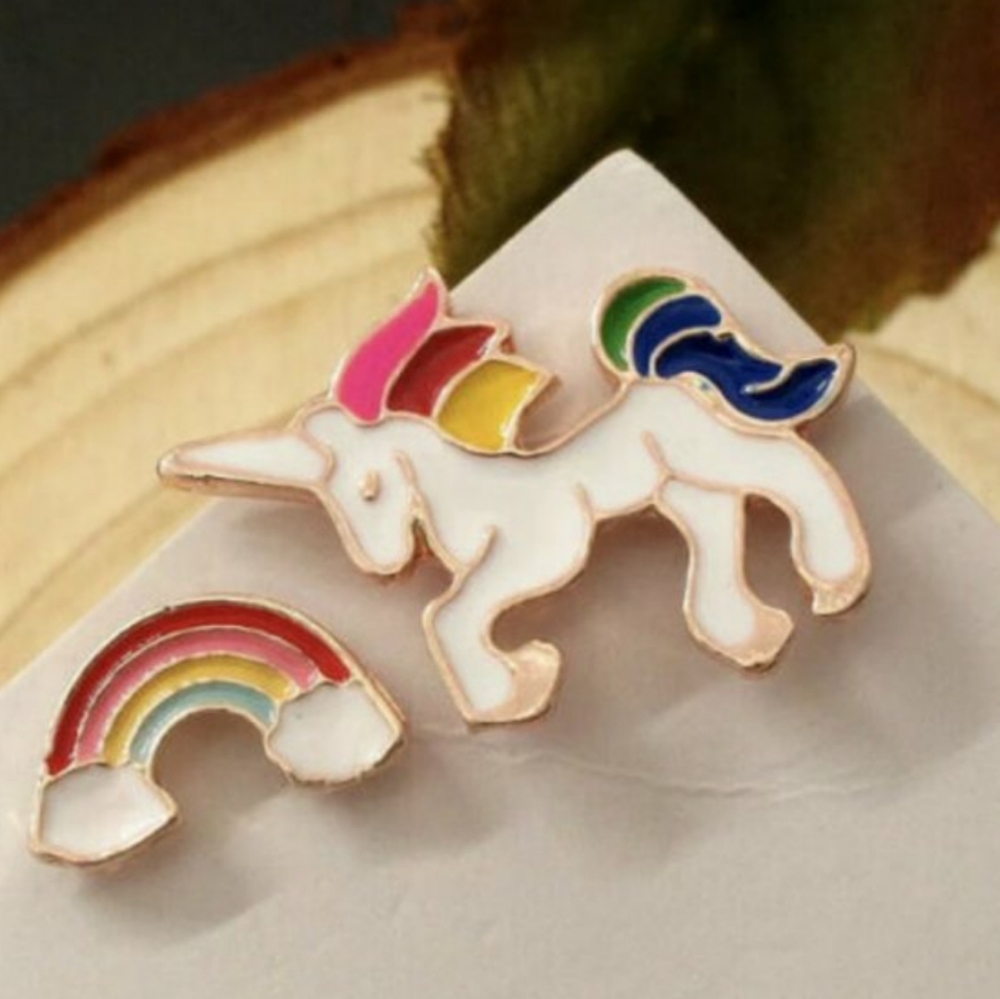 NWOT Unicorn Studs - Picture 8 of 10